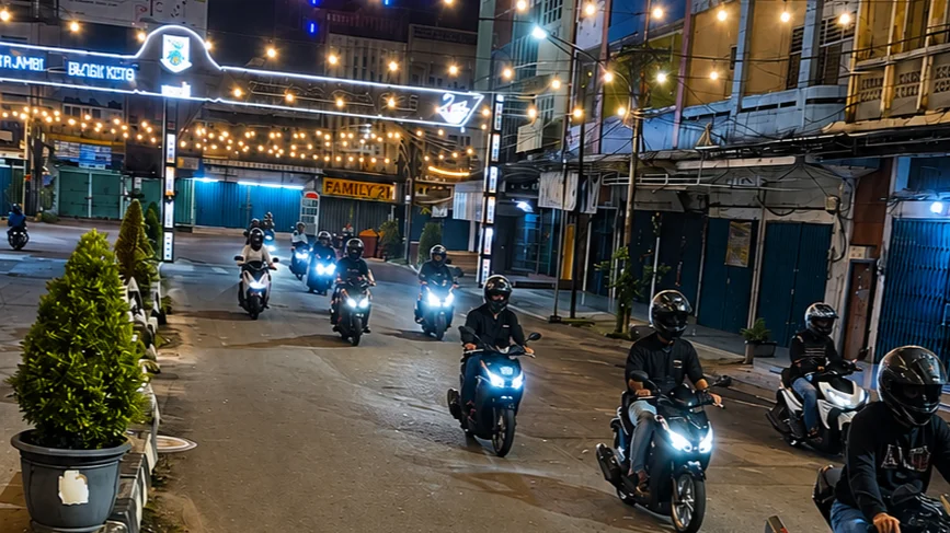 Riding Malam Makin Seru! Vario Street Nation Jadi Ajang Kumpul Komunitas Honda Vario Jambi