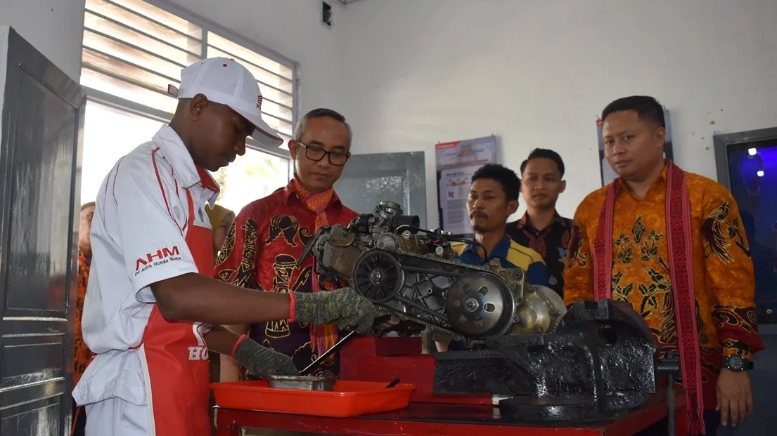 AHM Bawa Pendidikan Vokasi Berstandar Industri ke Ujung Timur Indonesia