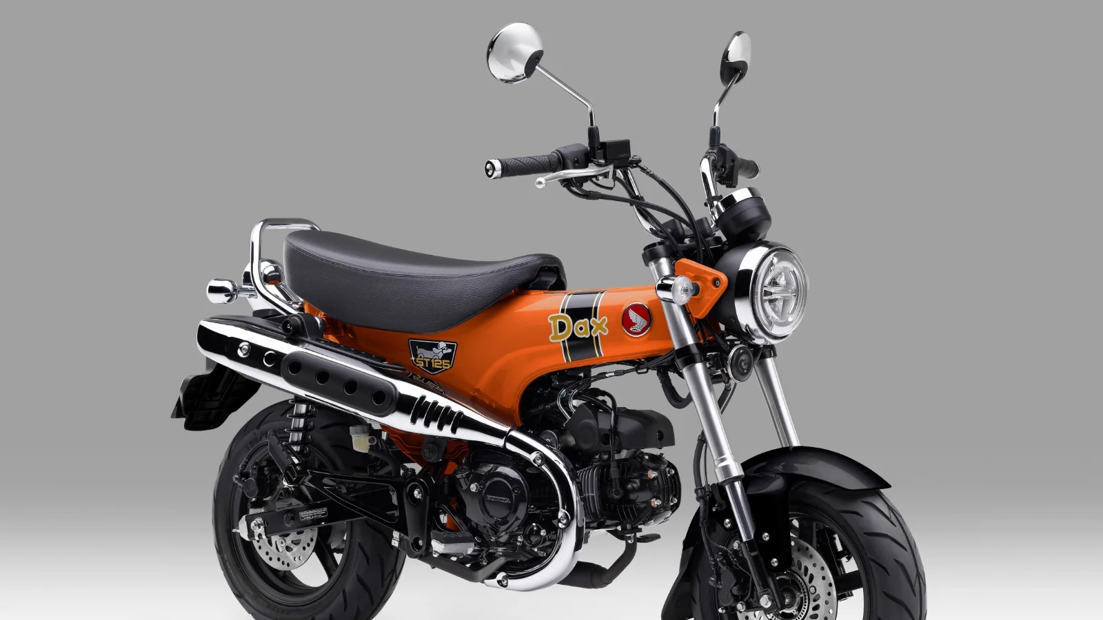 Honda ST125 Dax Tampil Makin Ikonik dengan Warna Baru
