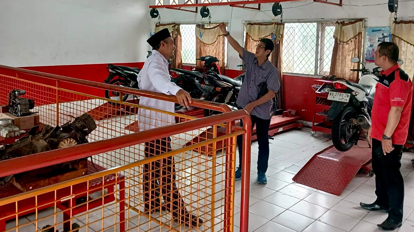 Perkuat Pendidikan Vokasi, Sinsen lakukan Management Visit ke SMK Binaan Honda